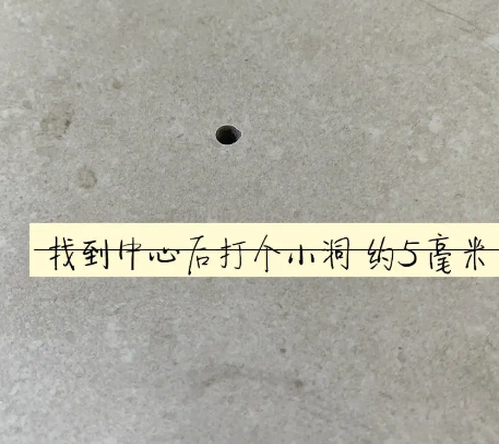 承德瓷砖空鼓维修公司专业解答在瓷砖铺贴过程中，如果砂料搅拌不均匀，将会带来以下问题